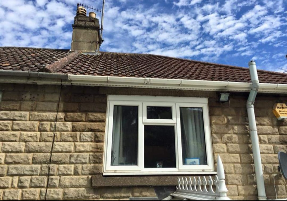 gutter cleaning swindon 1