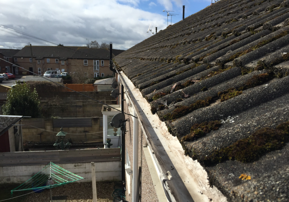 gutter cleaning swindon 6