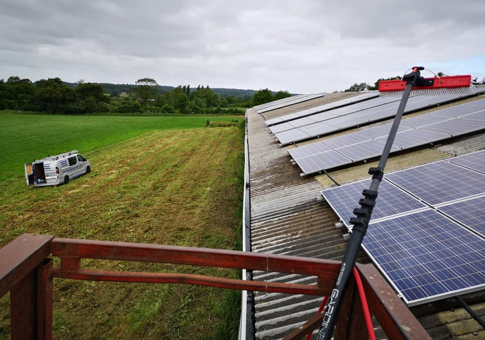 solar panel cleaning 2